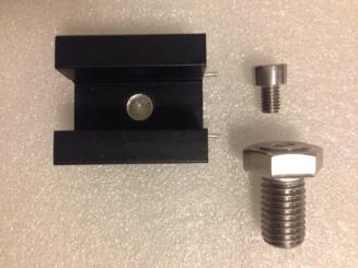 M12 Schrauben mit M6 Adapterschrauben und Kühlkörper 